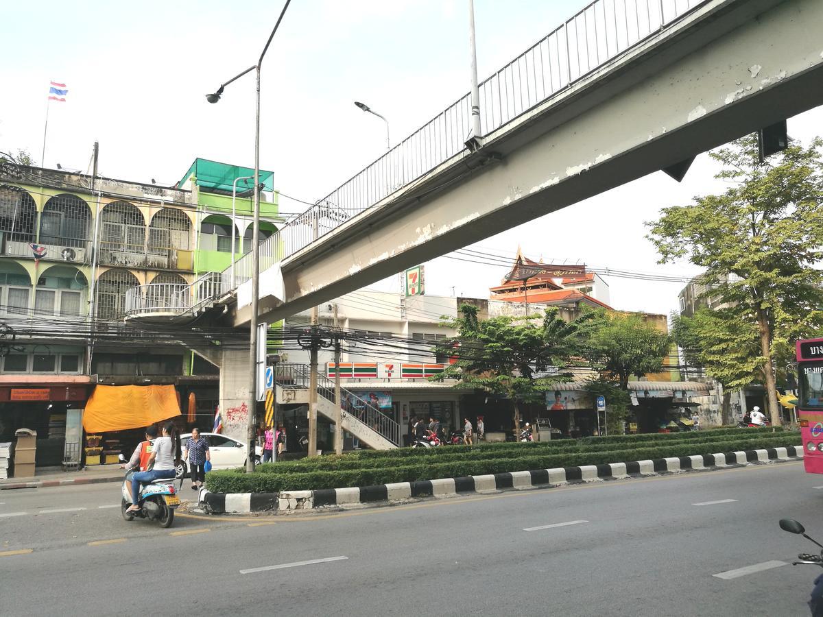 Jl Residence Siriraj Bangkok Luaran gambar